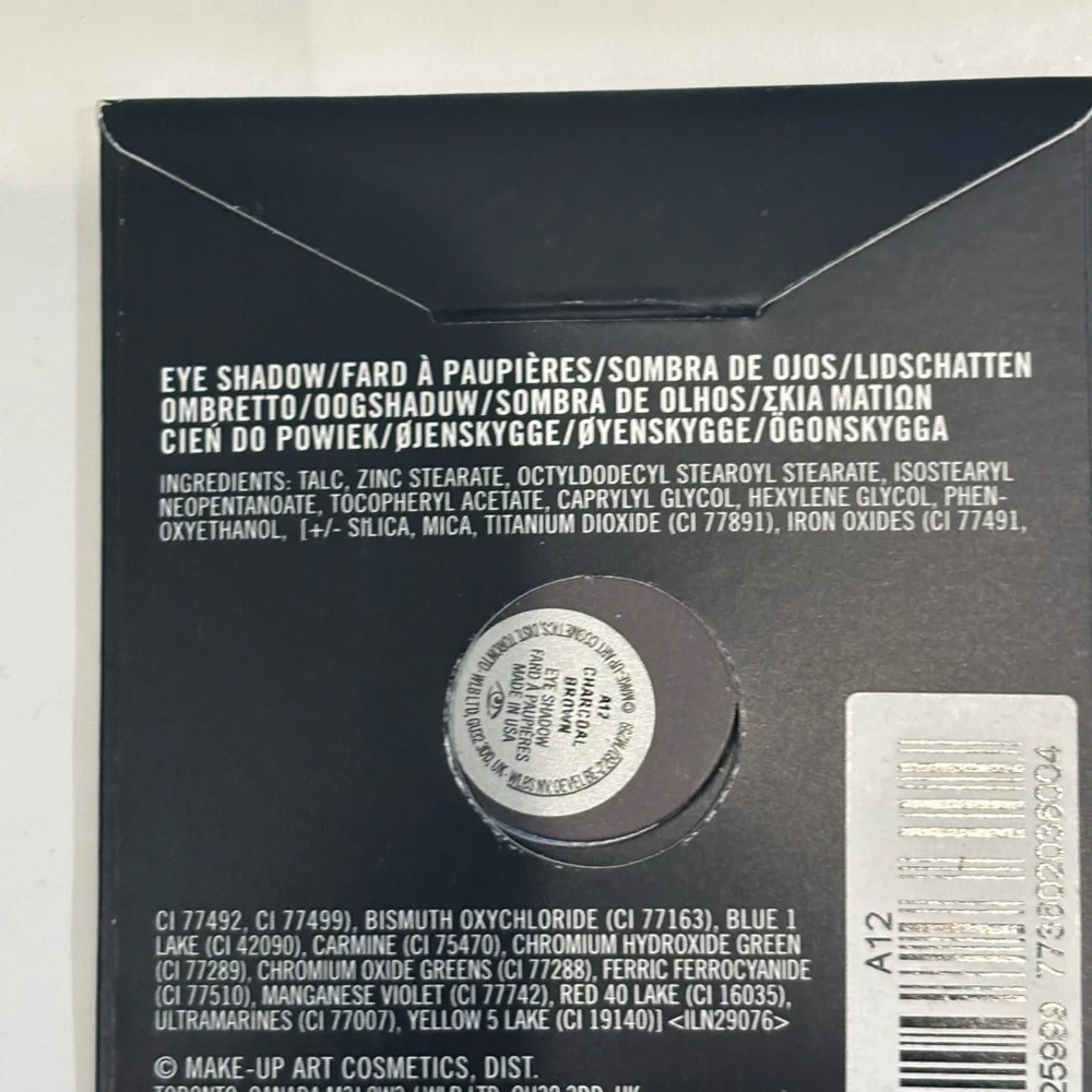 MAC Eye Shadow Sample Set - Picture 5 of 6